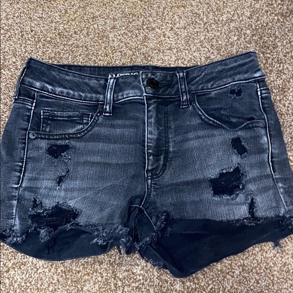 High waisted black distressed denim shorts - Picture 1 of 3